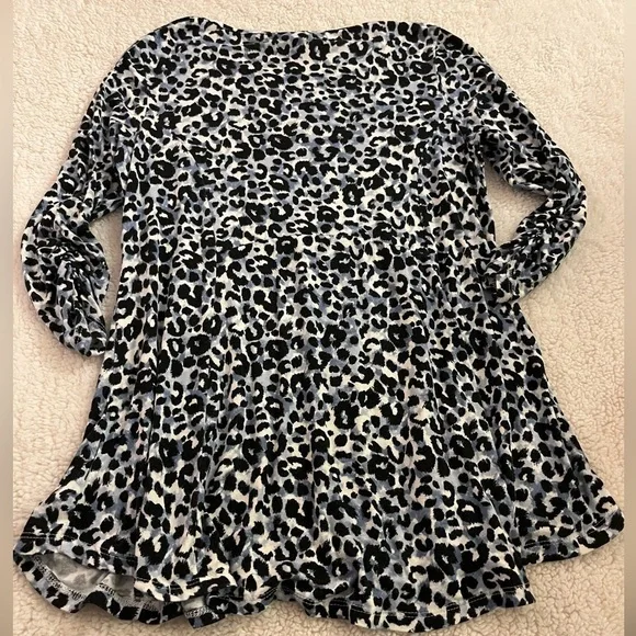 Bobeau animal print tunic shirt size S - Picture 3 of 8